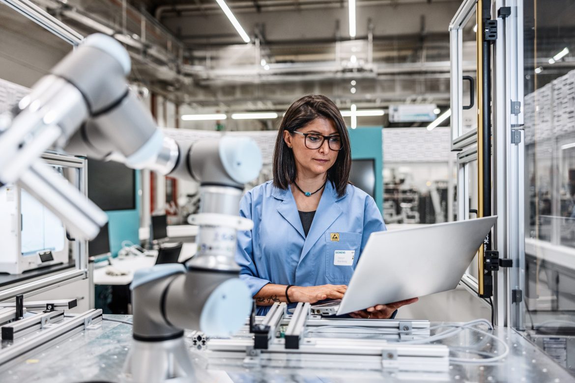 Modular Laboratory Workstation Market is Gaining its size by 2025 |Mott Manufacturing, InterMetro